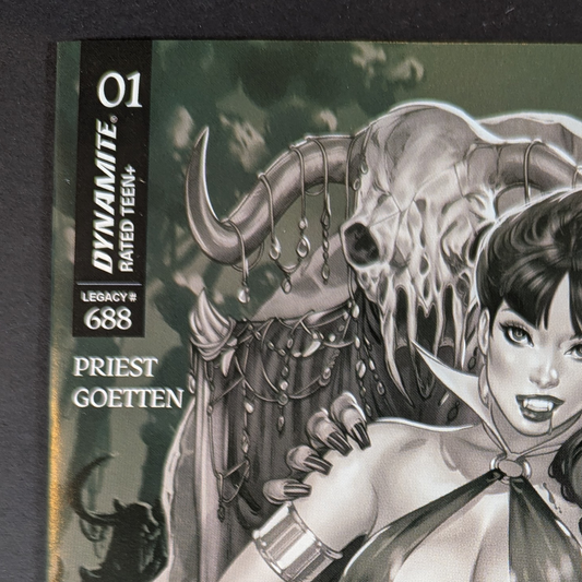 Vampirella #1 | Elias Chatzoudis B&W 1:7 Ratio
